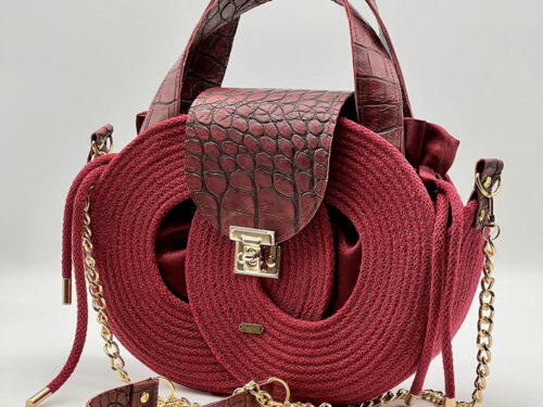 Börvörös színű EVA Infinity limitált designer női táska egymásba fonódó karika mintával a NADRI Bags kollekcióból.