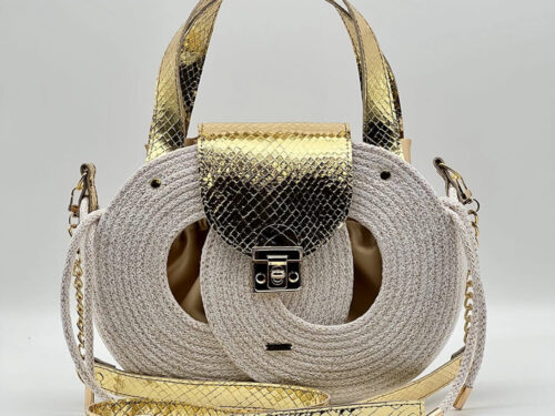 Fehér színű, arany szálakkal díszített EVA Infinity limitált designer női táska egymásba fonódó karika mintával és valódi bőr kiegészítőkkel a NADRI Bags kollekcióból.