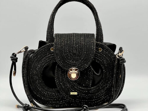 Fekete színű, arany szálakkal díszített EVA Infinity limitált designer női táska egymásba fonódó karika mintával a NADRI Bags kollekcióból.