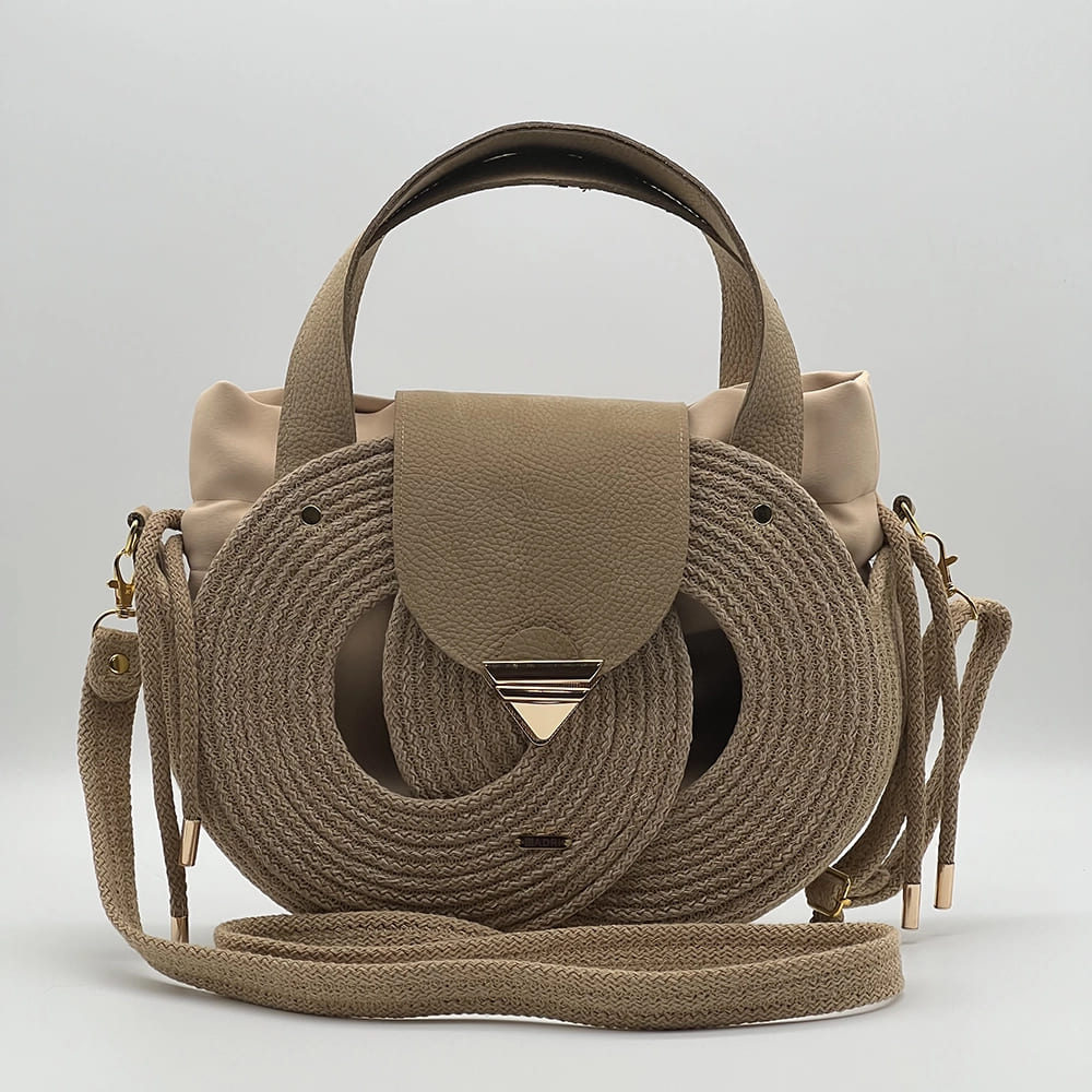 Bézs színű EVA Infinity limitált designer női táska egymásba fonódó karika mintával és valódi bőr kiegészítőkkel a NADRI Bags kollekcióból.