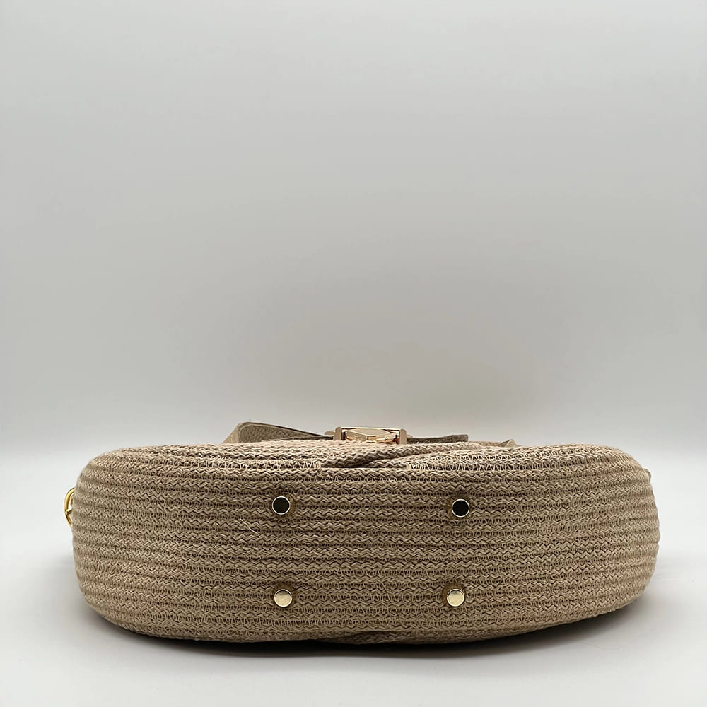 Bézs színű EVA Infinity limitált designer női táska egymásba fonódó karika mintával és valódi bőr kiegészítőkkel a NADRI Bags kollekcióból.