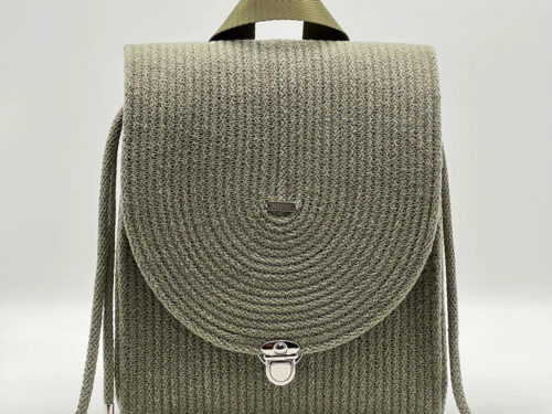 MONI Urban khekizöld elegáns női hátizsák a városi mindennapokra a NADRI Bags kollekcióból.