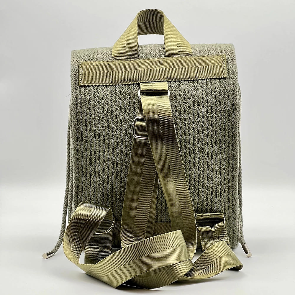 MONI Urban khekizöld elegáns női hátizsák a városi mindennapokra a NADRI Bags kollekcióból.