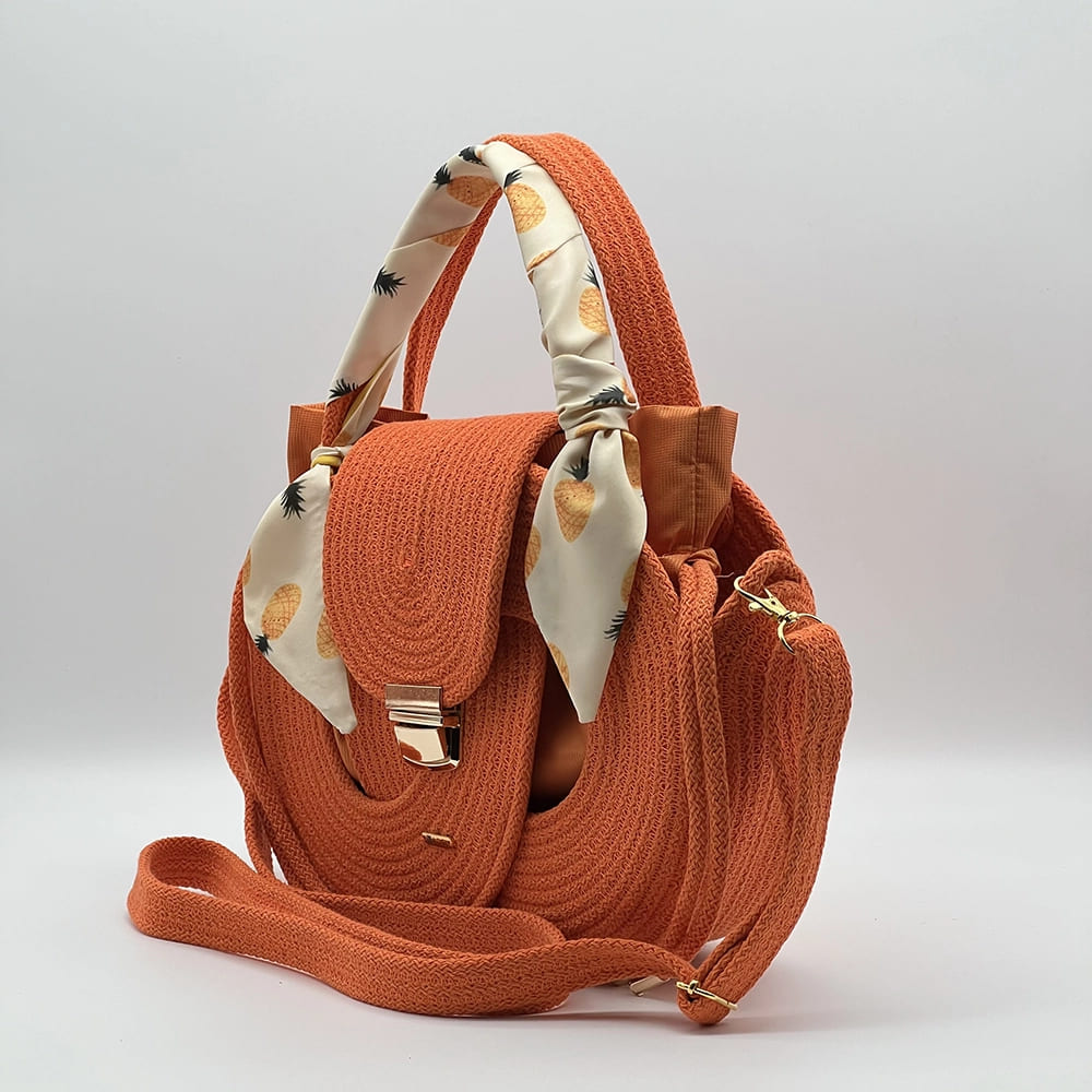 Narancssárga EVA Infinity limitált designer női táska egymásba fonódó karika mintával a NADRI Bags kollekcióból.